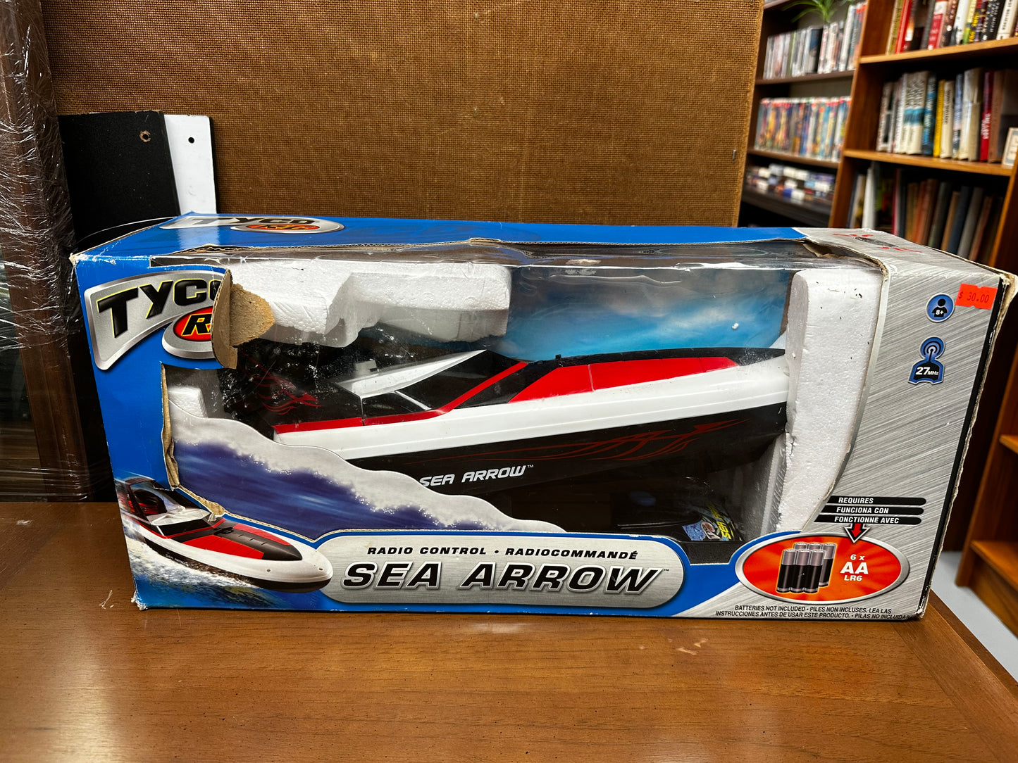 Tyco R/C Arrow Radio Boat