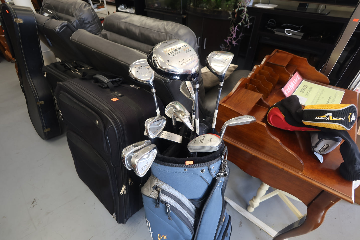 Women's Flex King Cobra Golf Clubs and Bag