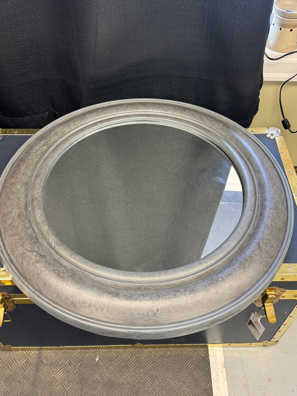 Round Mirror