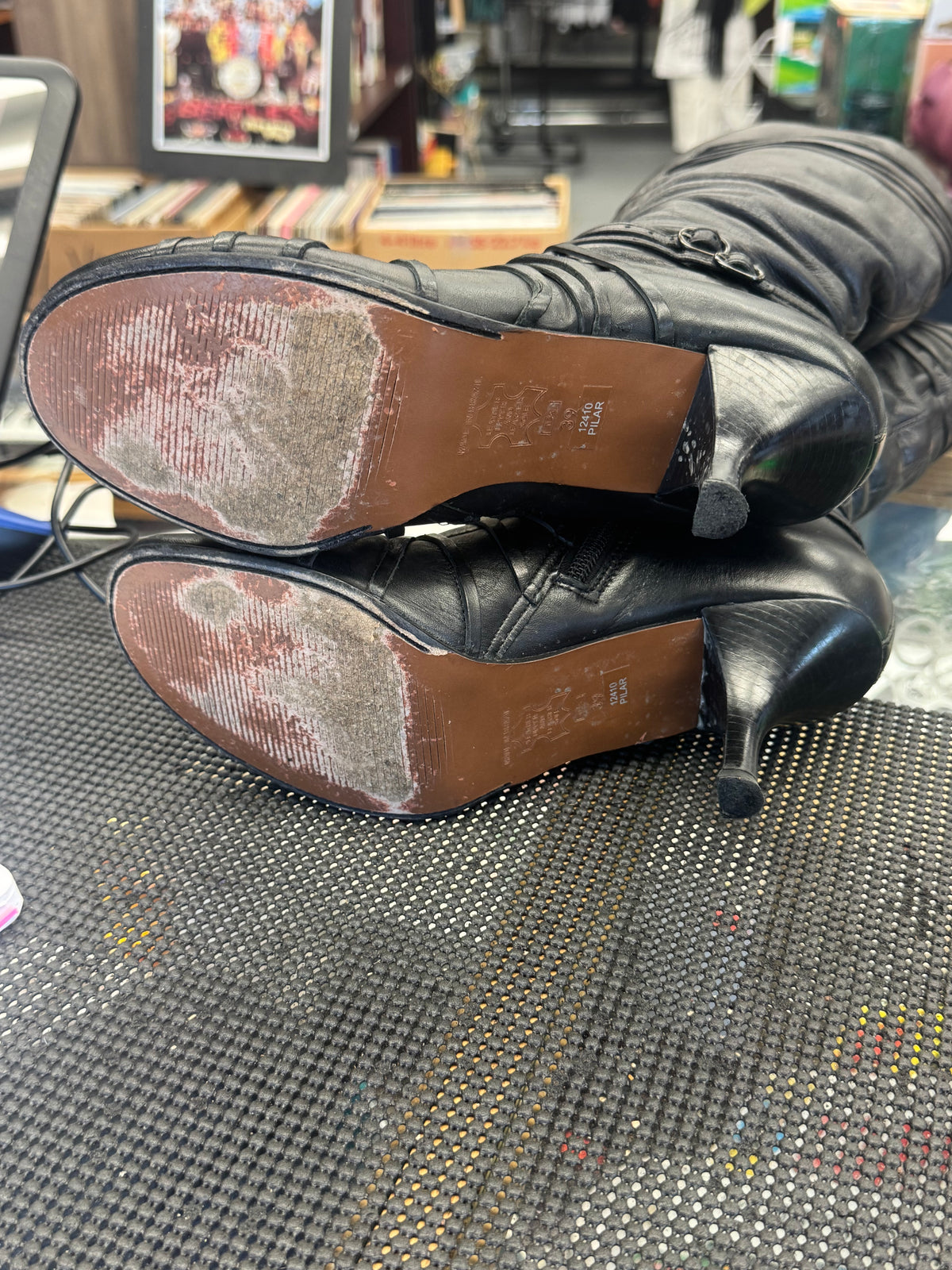 Women's Boots - 8.5 Bronx Leather