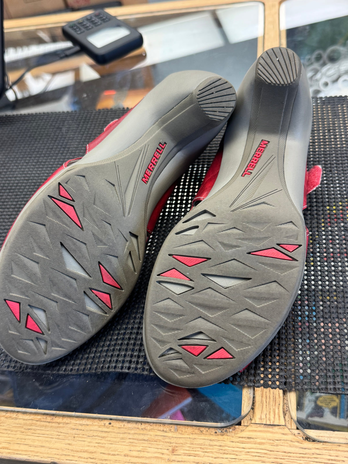 Women's Shoes - 9 US Merrell Evera MJ Red Leather Mary Jane Heels