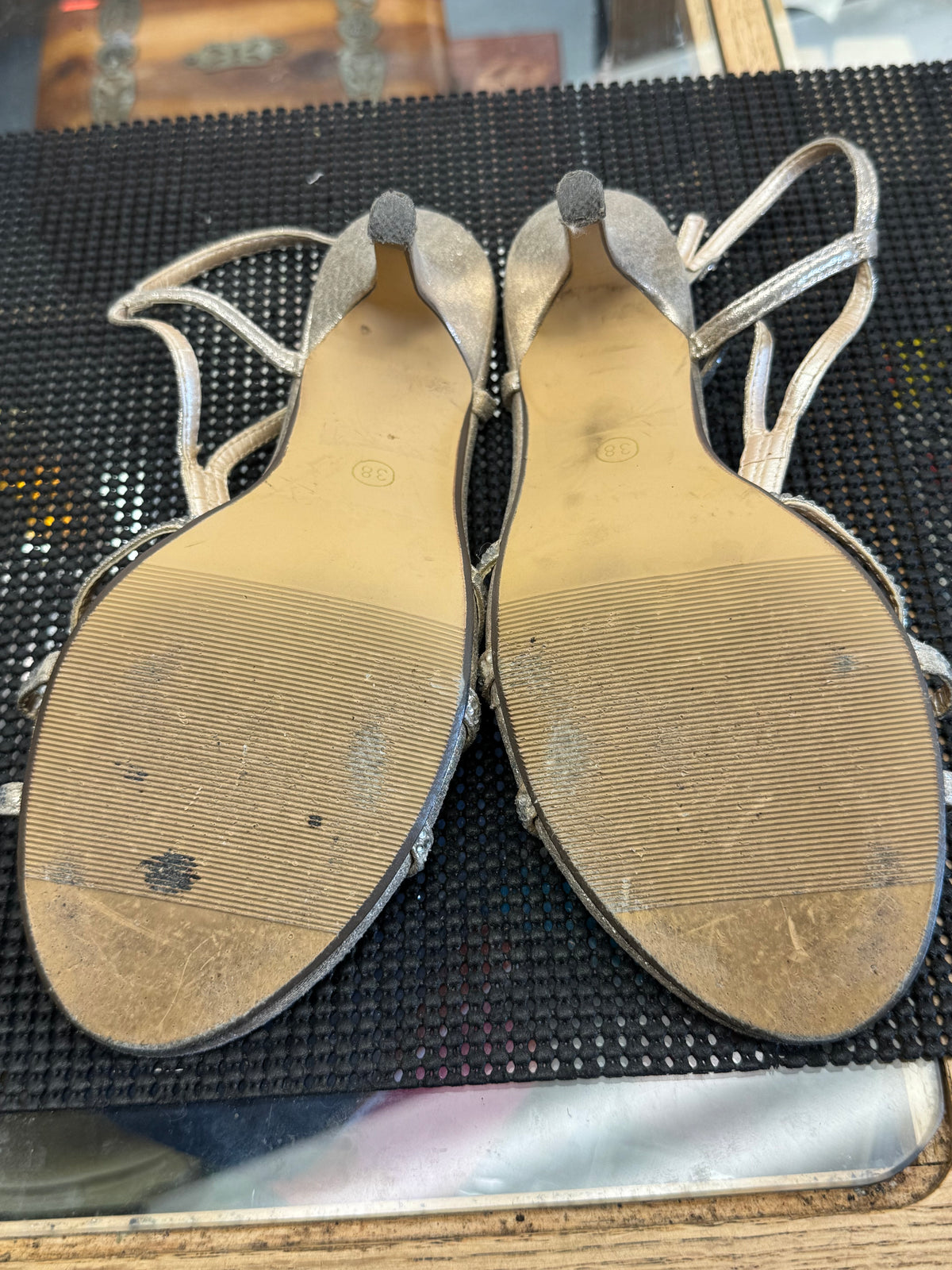 Women's Shoes - 7 US Gold Sparkle Heels