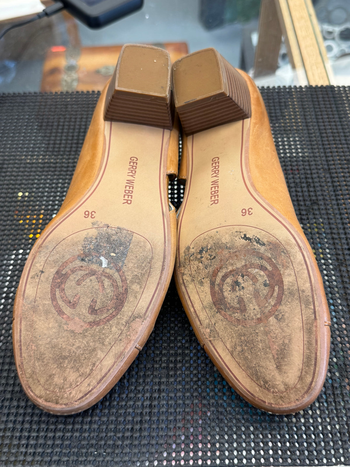Women's Shoes - 6 US Gerry Webber Cognac Leather Shoes