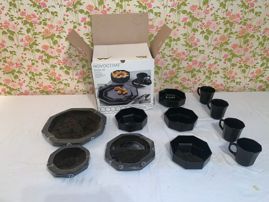 Novoctime  20 Piece dish set