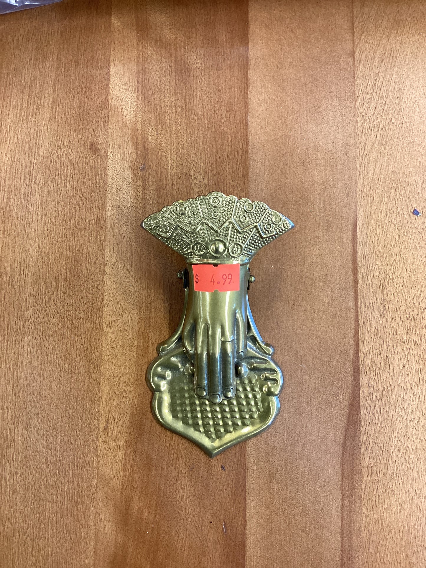 Hand clip