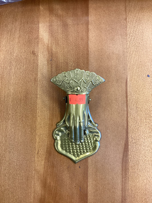 Hand clip