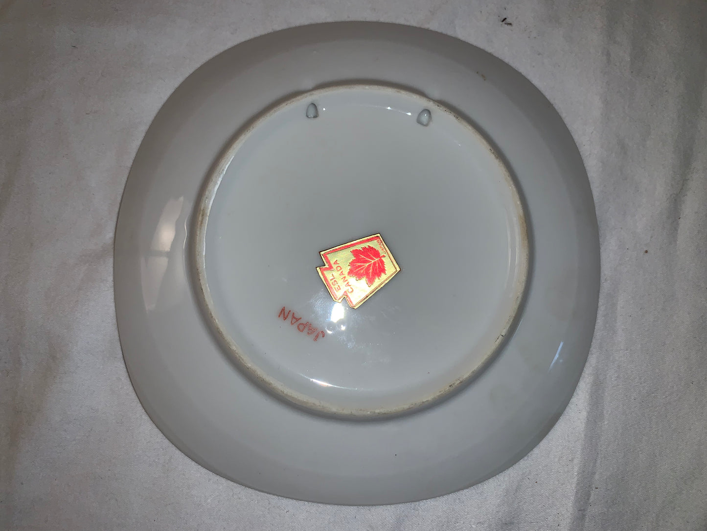 Small decorative Canadian Plate
