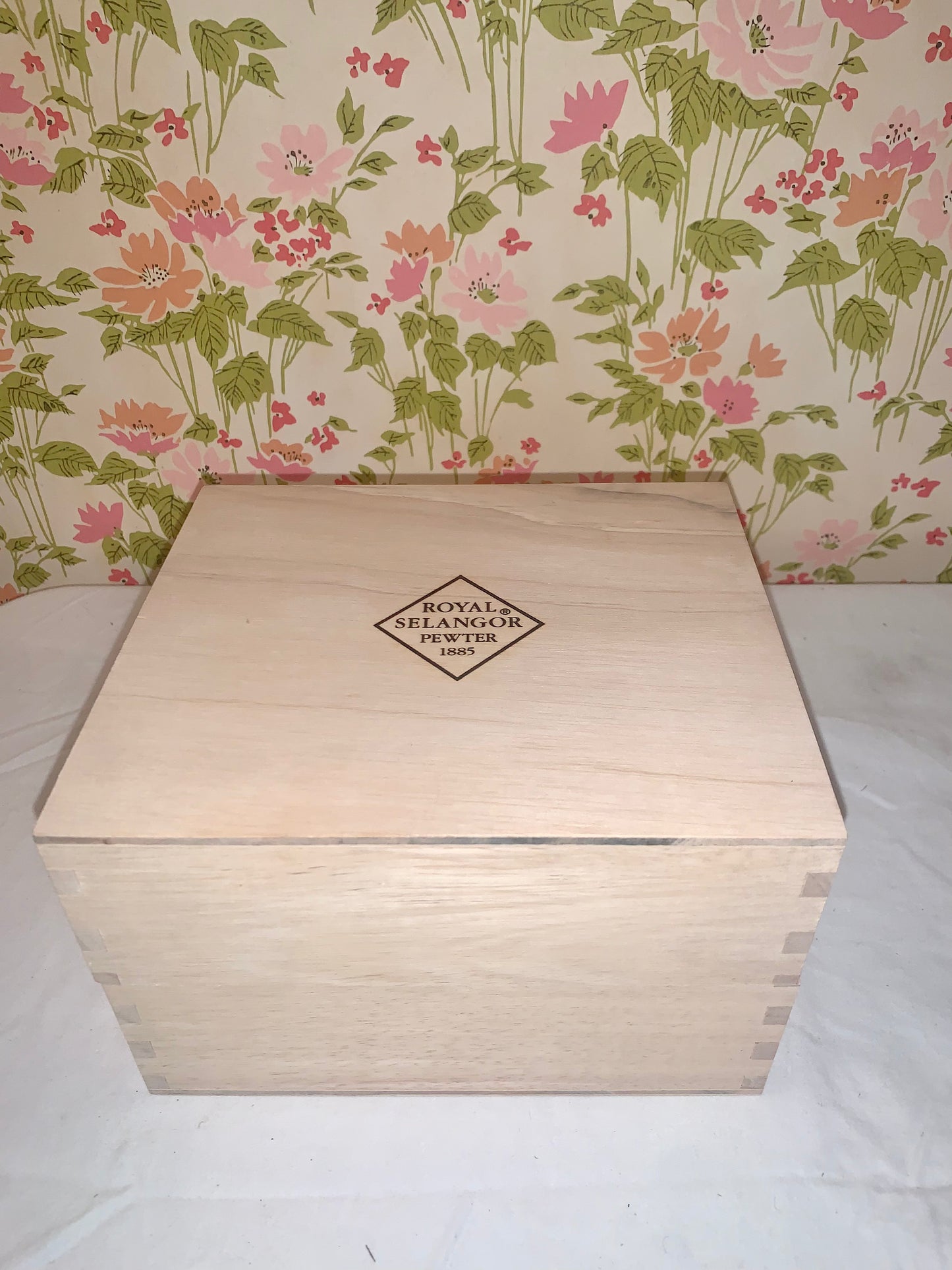Royal Salnegor Pewter