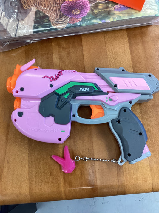 Pink nerf gun