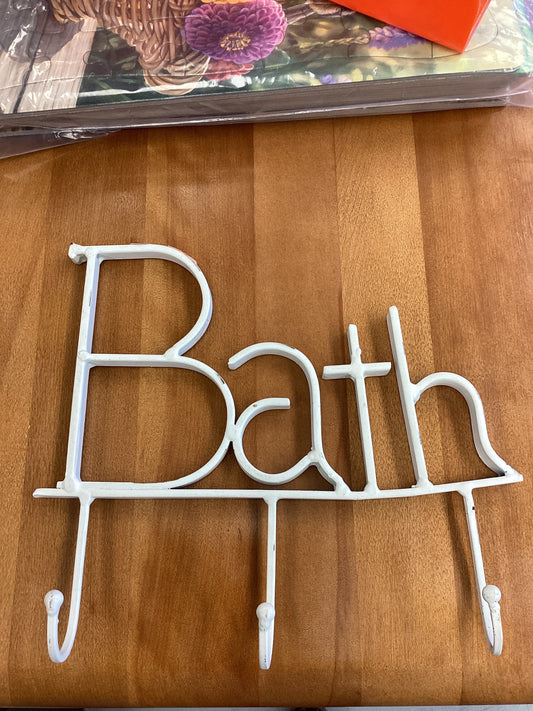 Bath towel holder