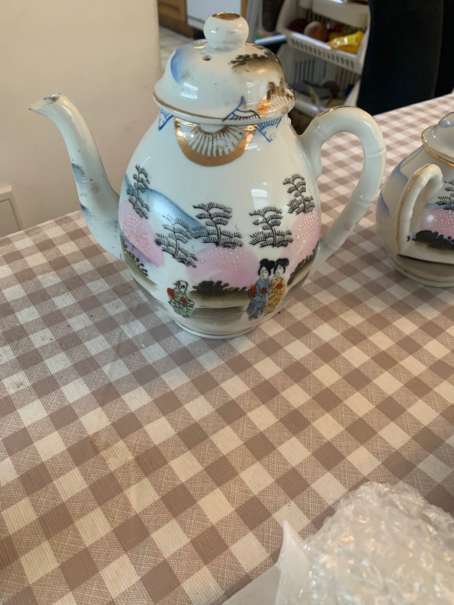 Stunning Japanese Partial Tea set (box 14)