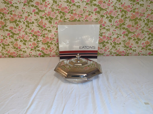 Serving platter with oven safe insert