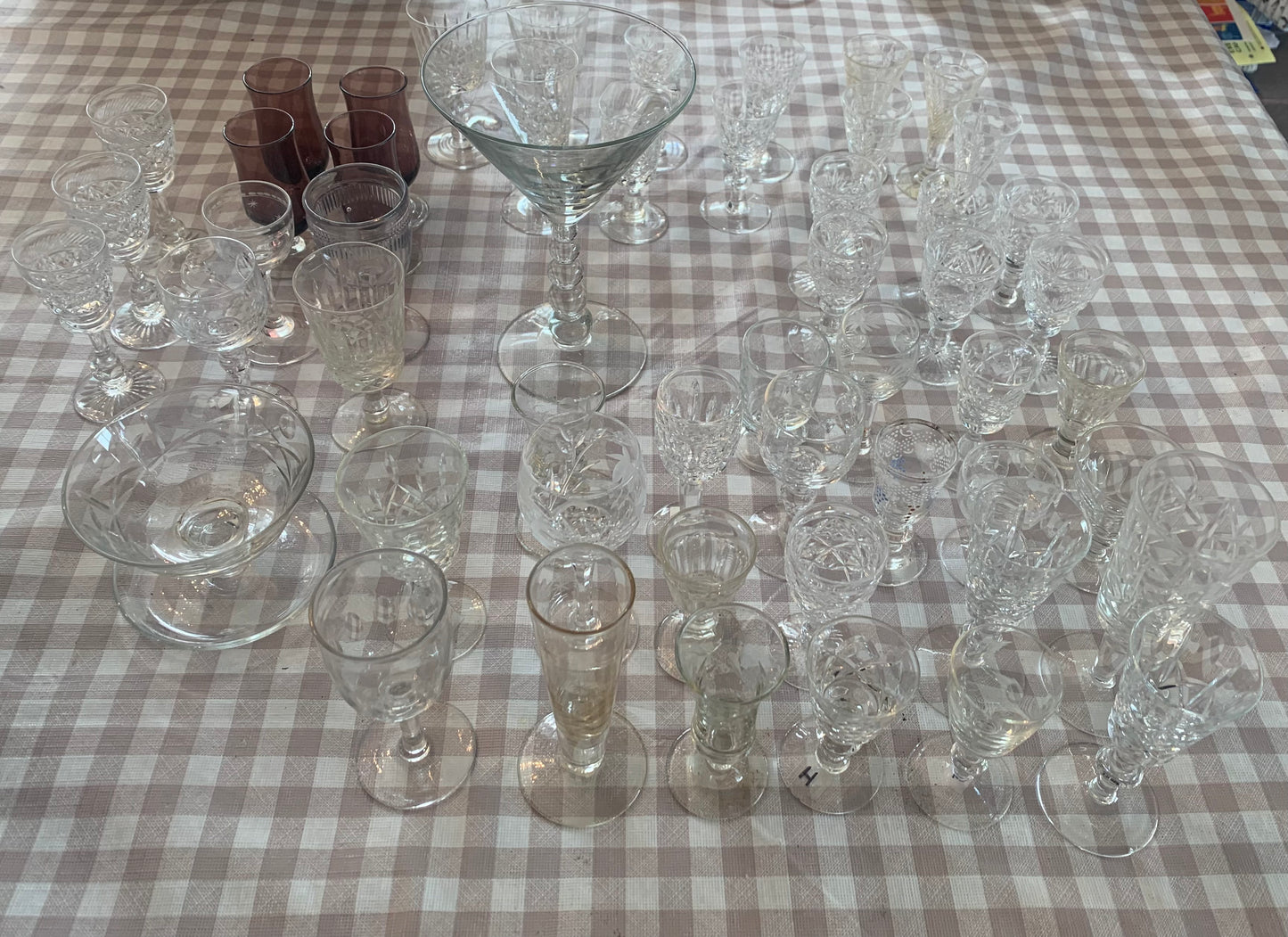 Variety of brand named and generic crystal glassware (box 2)