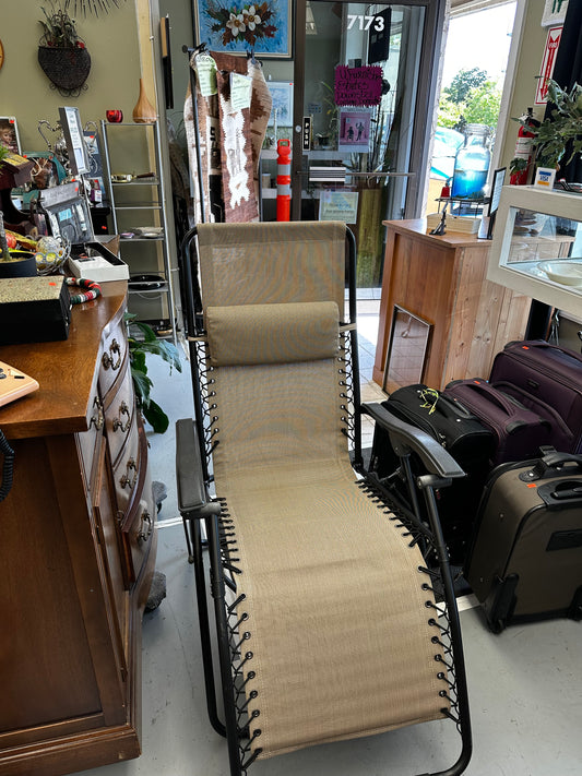 Beige and Black Sling Chair