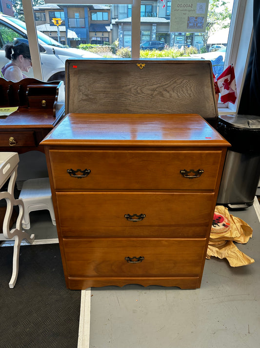 Vintage Drawer Dresser