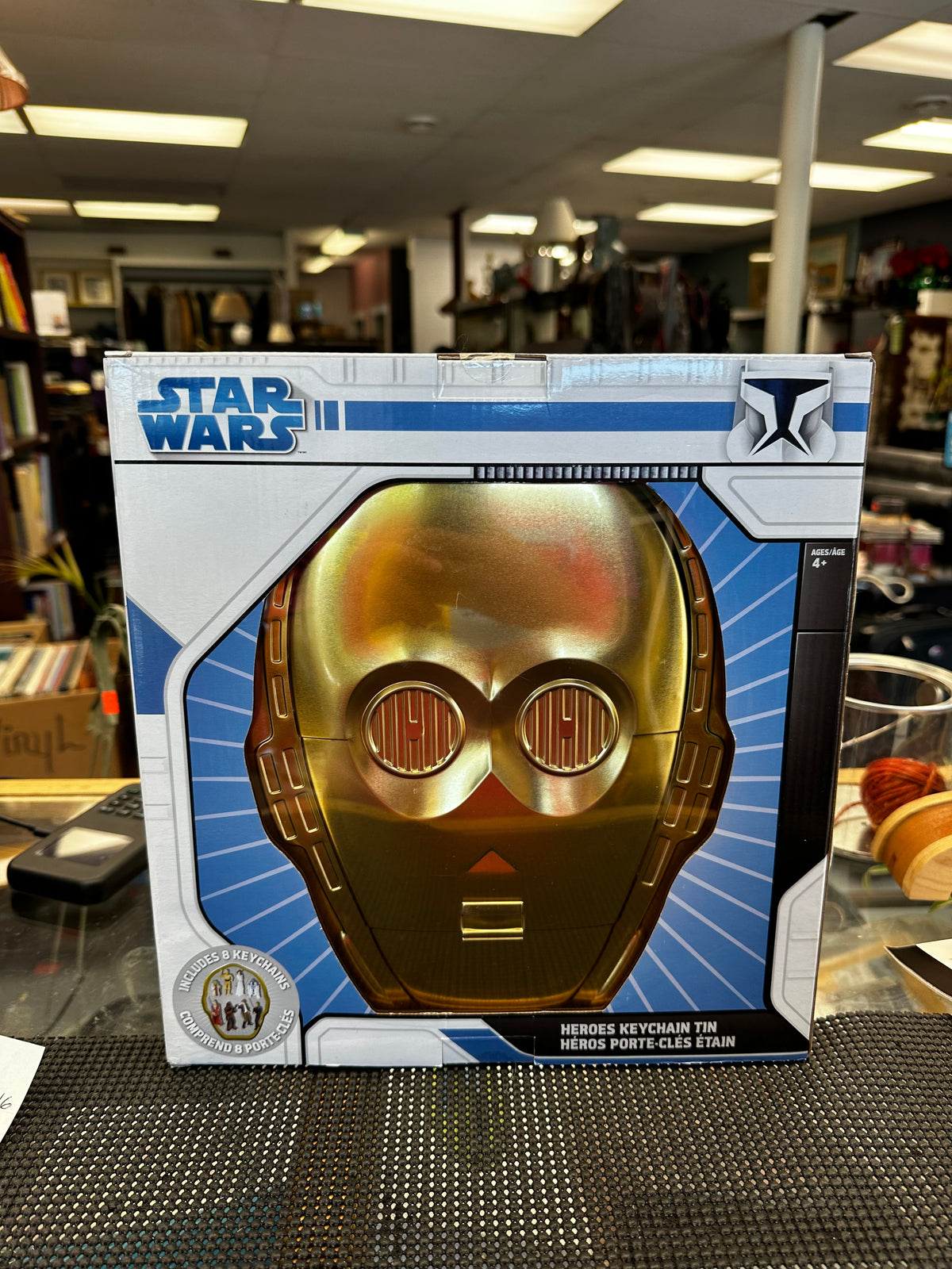 Star Wars Heroes Keychain Tin