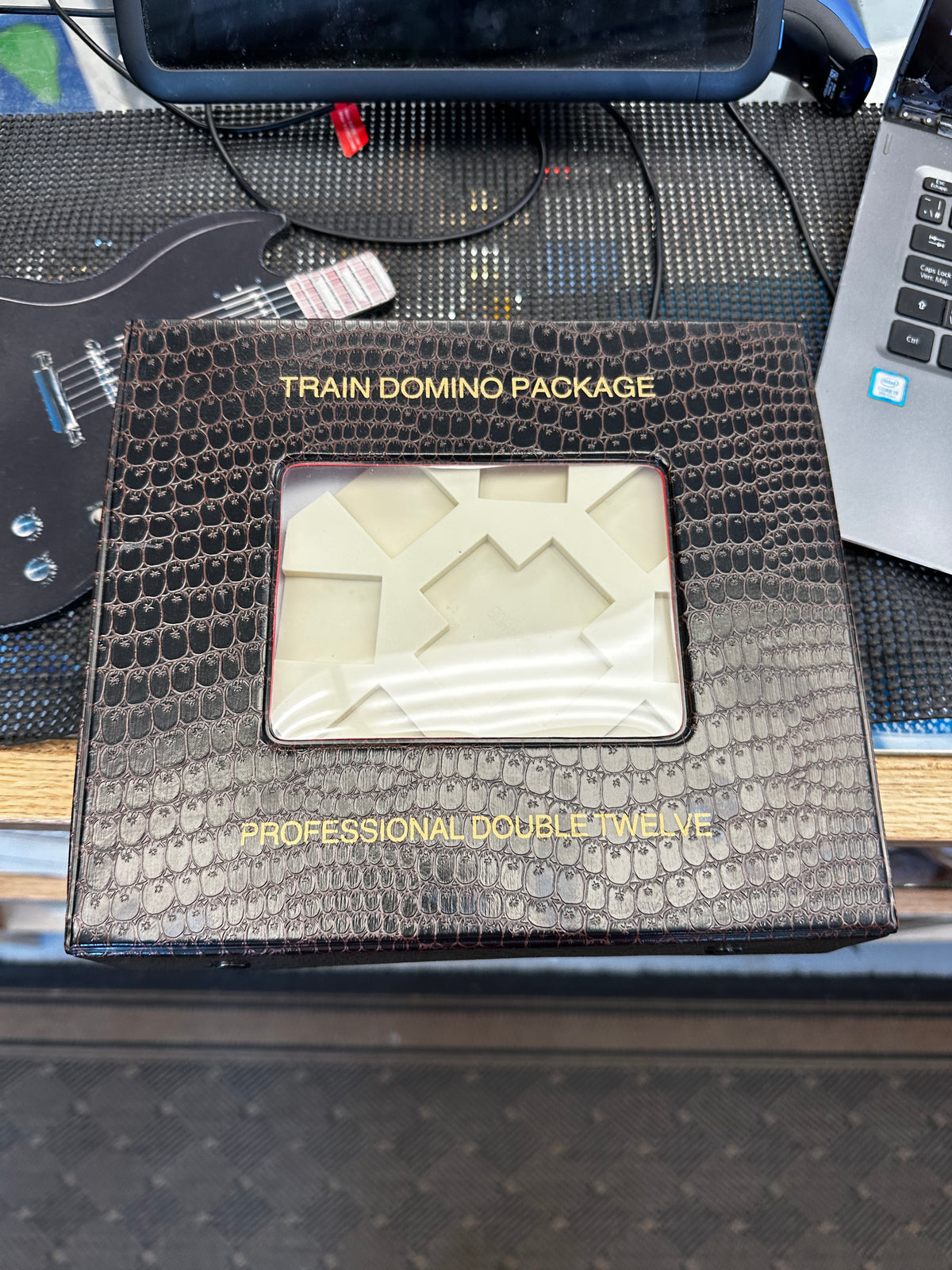 Train Domino's Game