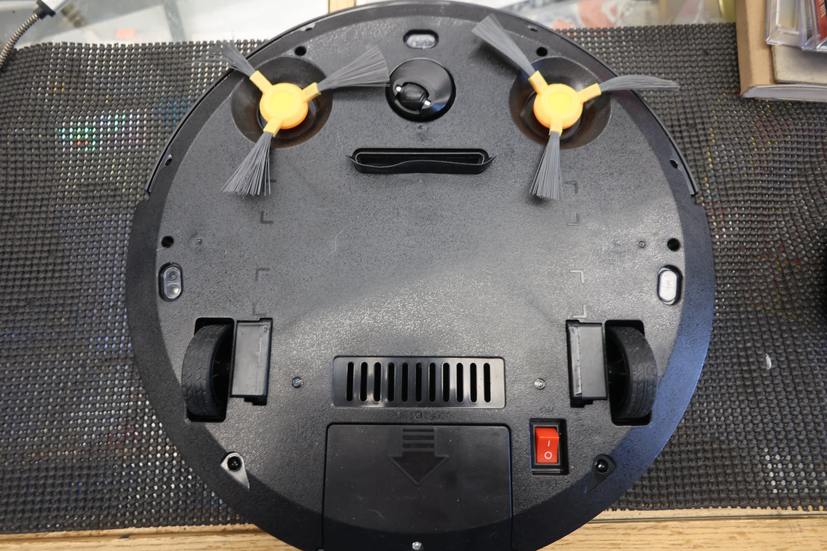 Robot Vacuum mopping wet/dry