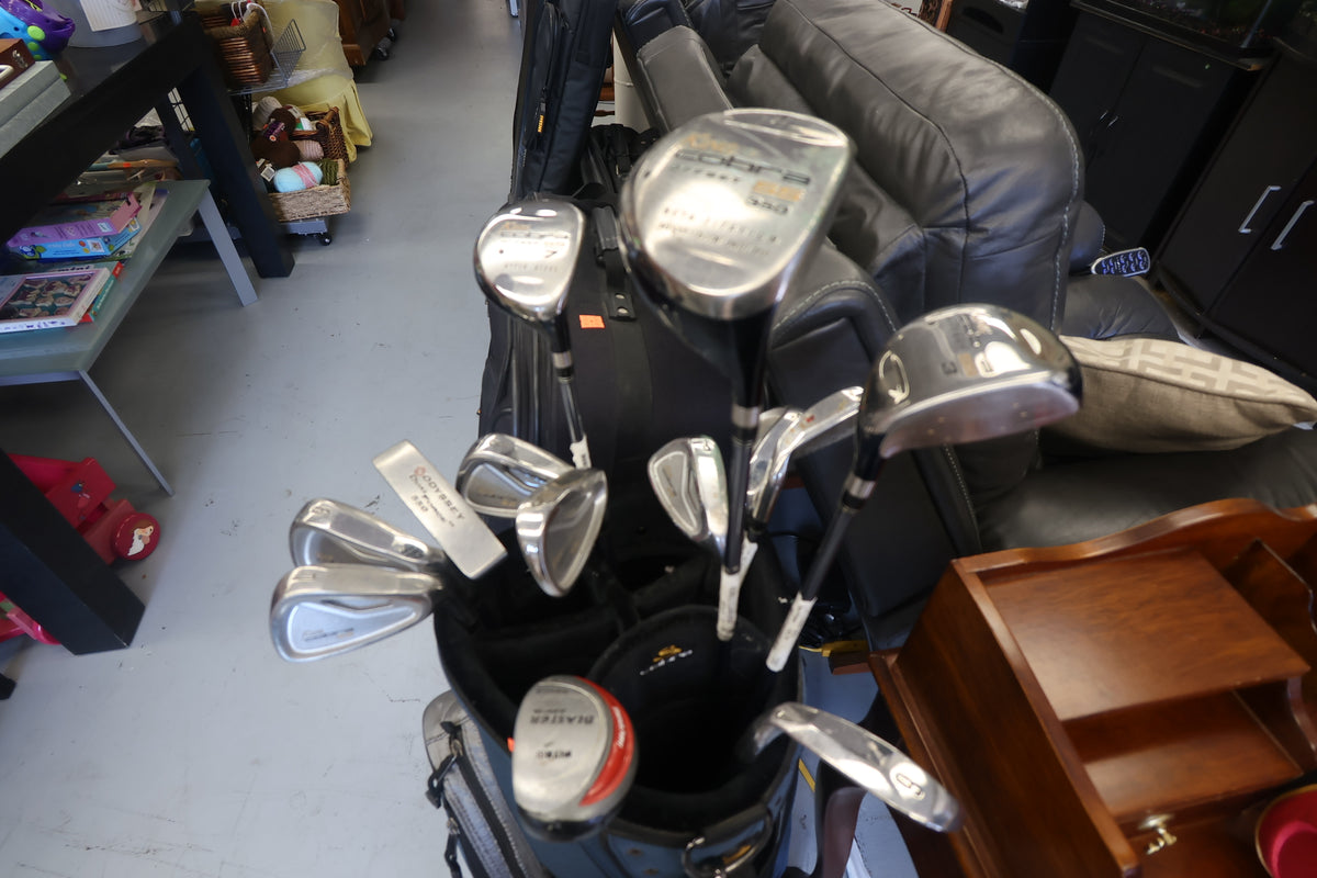 Women's Flex King Cobra Golf Clubs and Bag