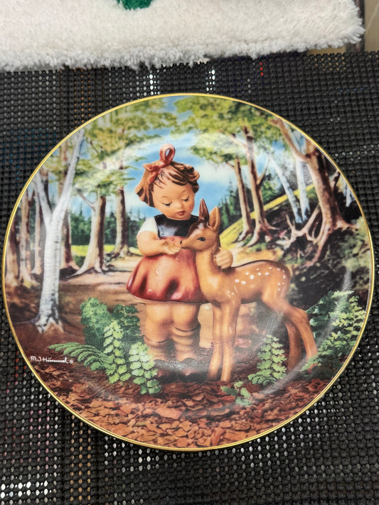 "Friends" - M.J. Hummel Decorative Plate Collection - Gentle Friends