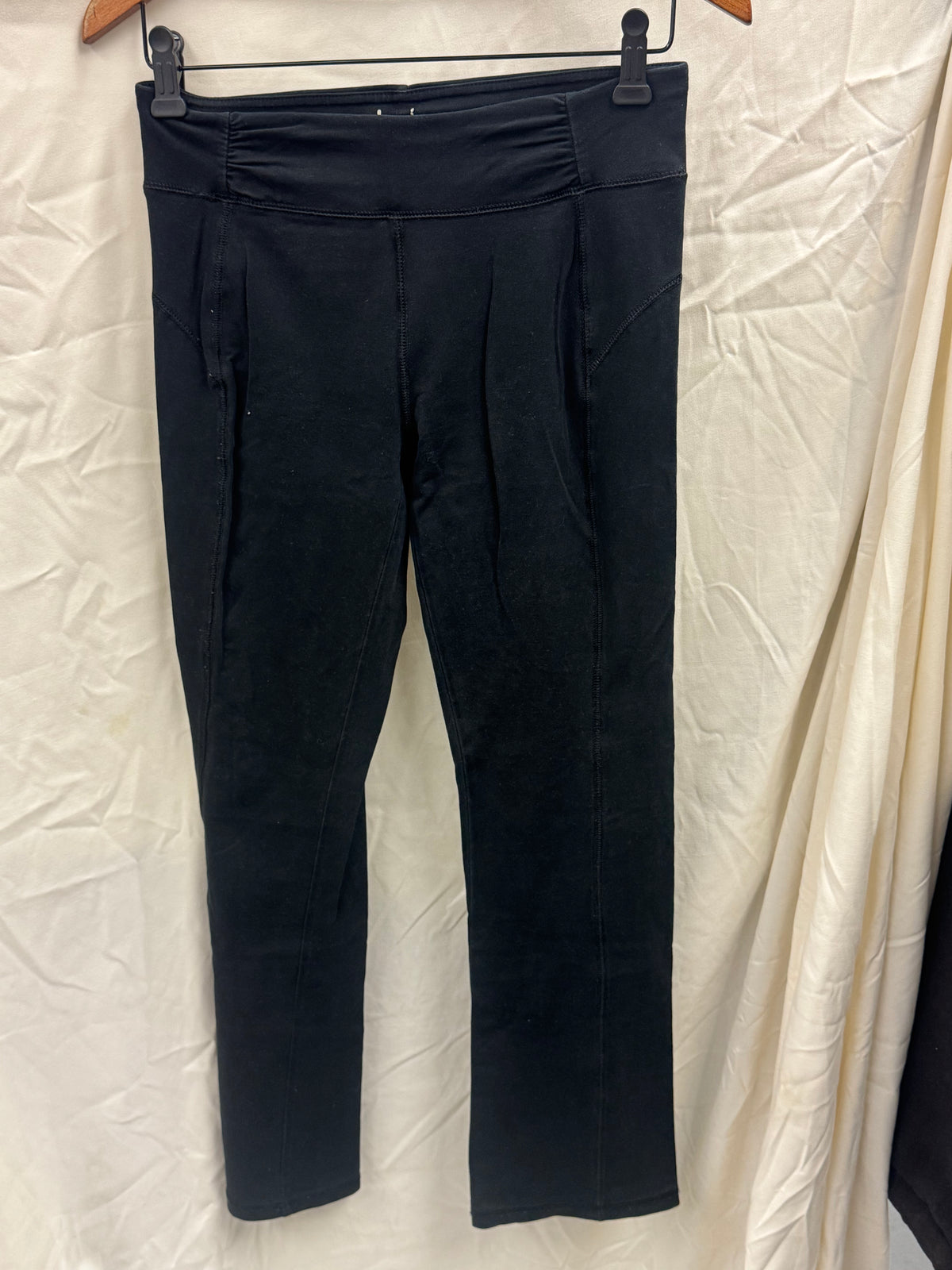 Hyba Reitmans Women's Petite Bootcut Yoga Pants - Black - XS 30"