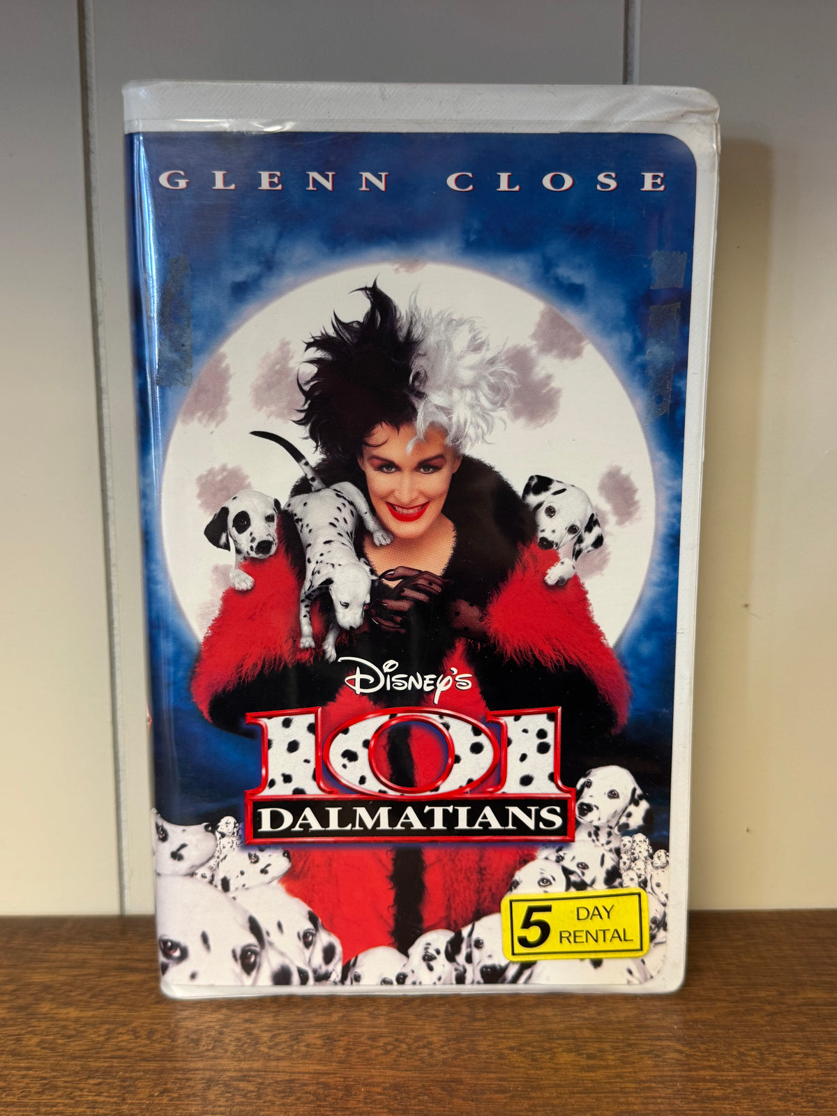 Disney's 101 Dalmatians - Live Action VHS