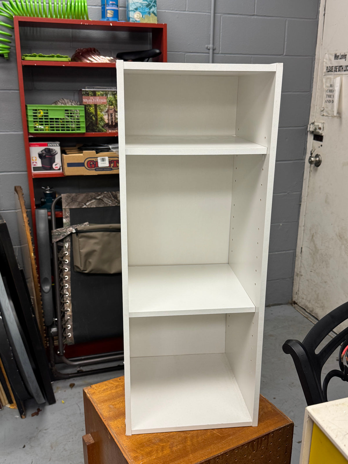 White Shelf