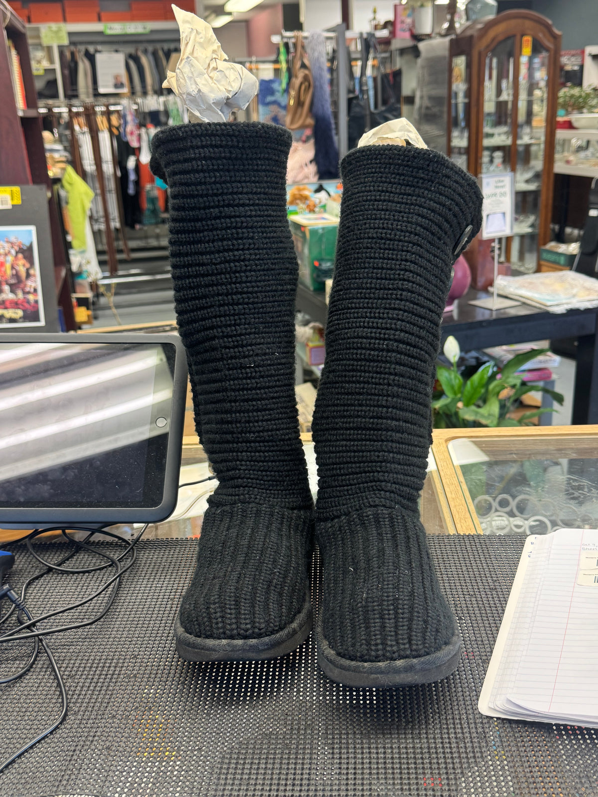 Women's Shoes Size 6 Ugg Knit
