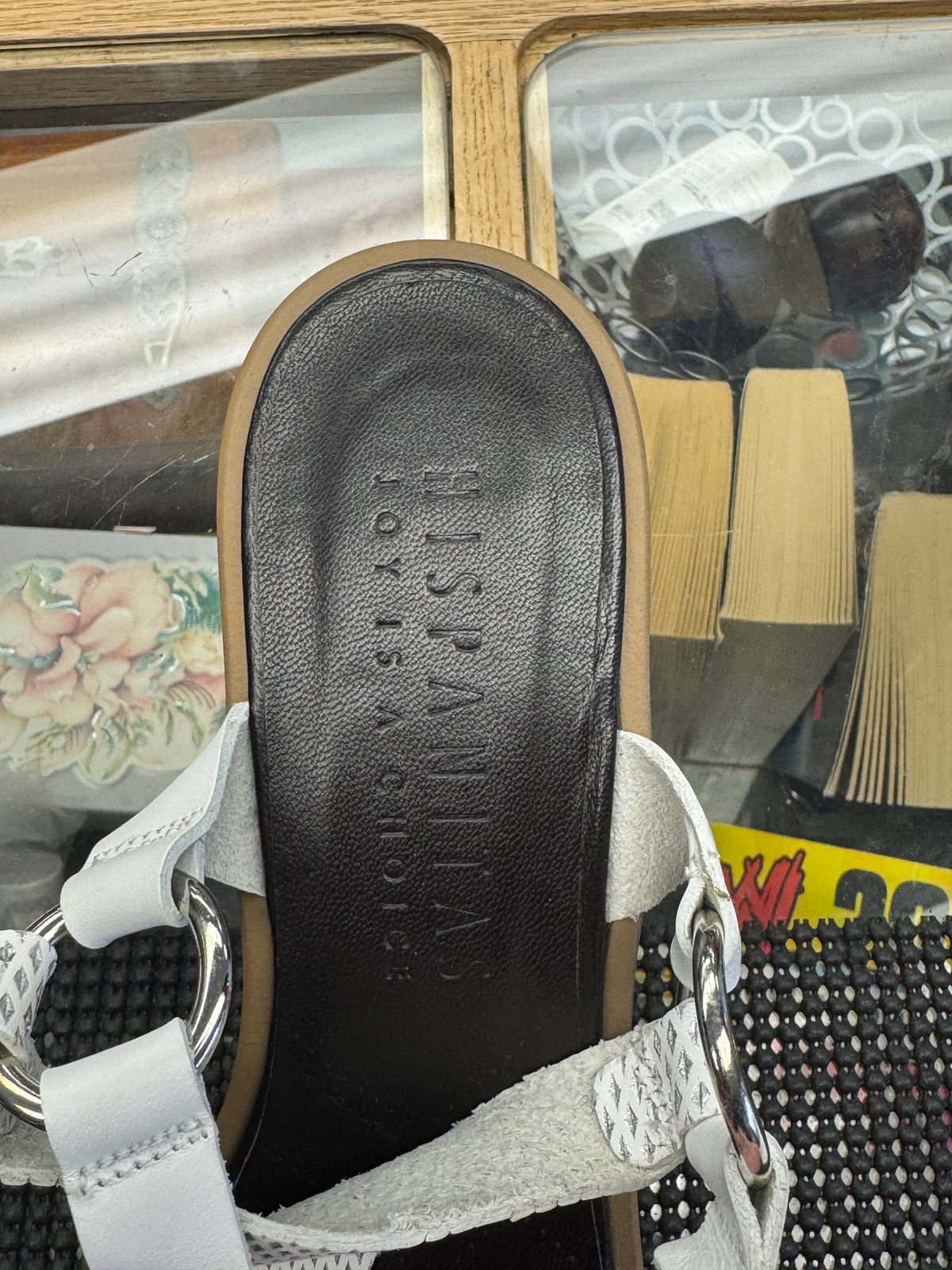 Women's Shoes - Hispanitas Size 9 US