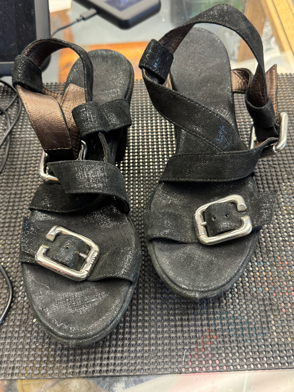 Women's Shoes Size 7 - AGM Block Heel Sandals