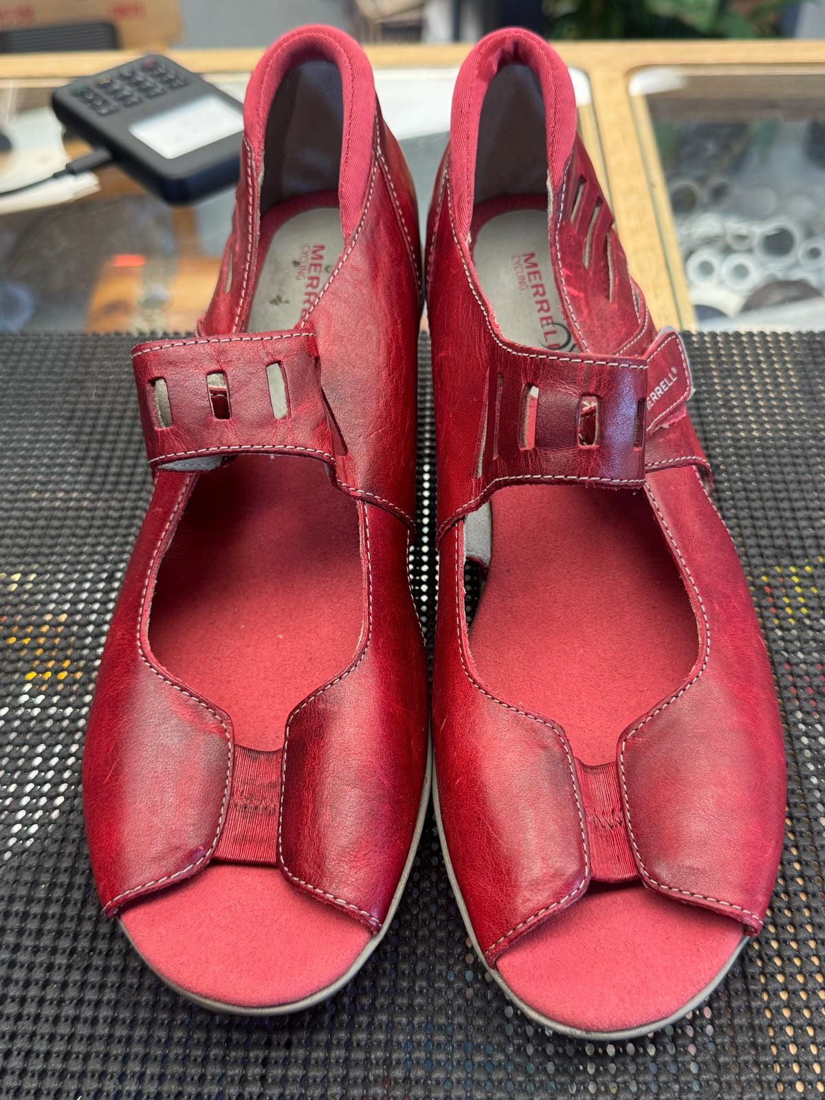Women's Shoes - 9 US Merrell Evera MJ Red Leather Mary Jane Heels