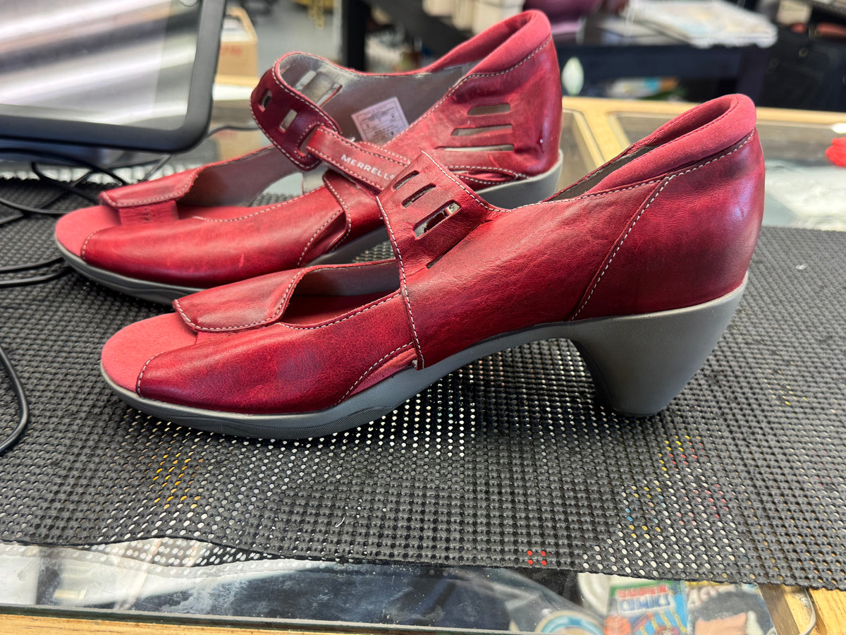 Women's Shoes - 9 US Merrell Evera MJ Red Leather Mary Jane Heels
