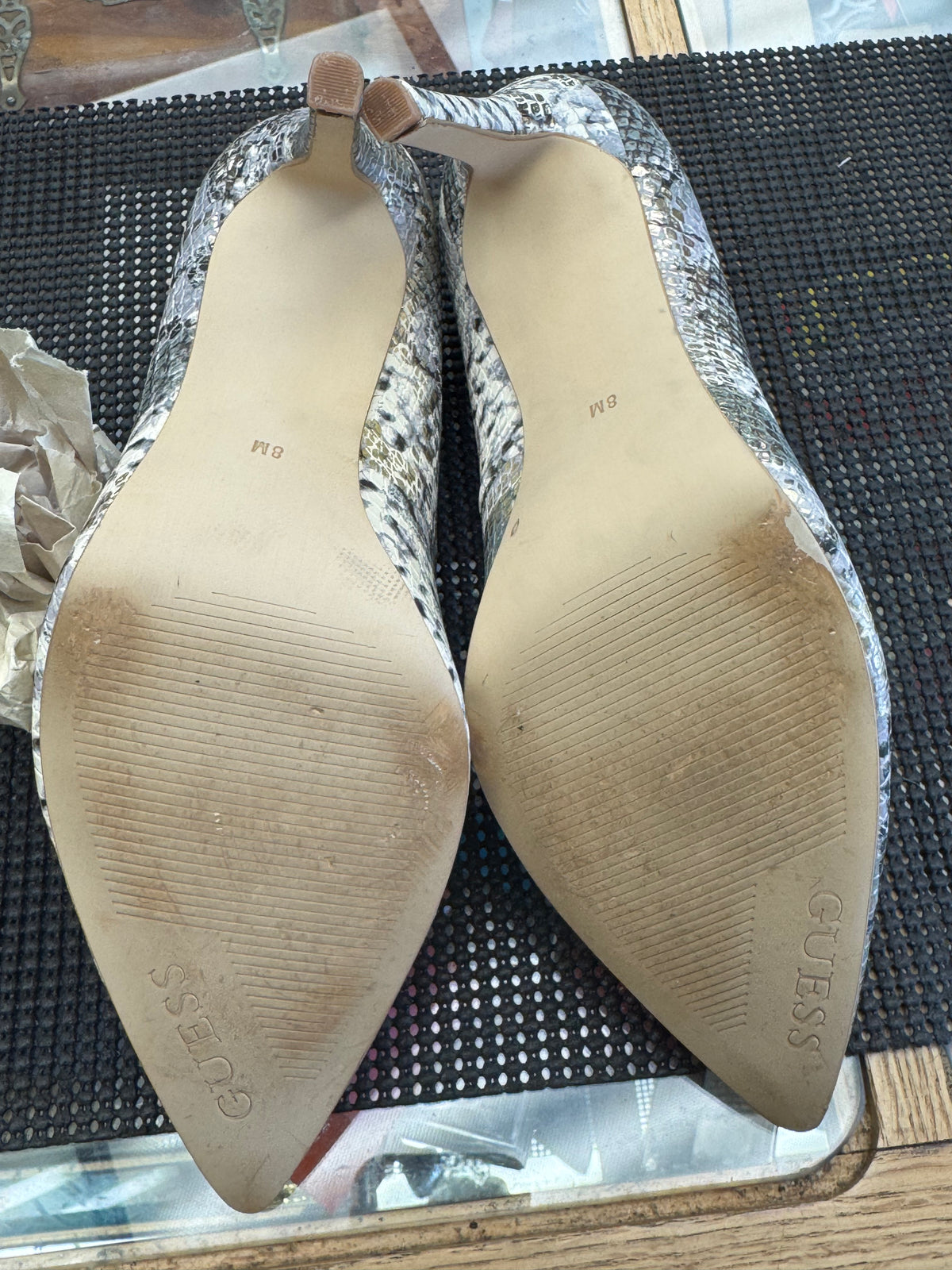 Women's Shoes - 8 US Guess Snakeskin Pumps