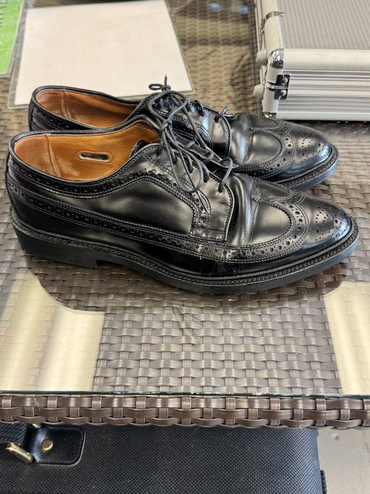 Men's Shoes - 8.5 US Allen Edwards Black Dress Shoes