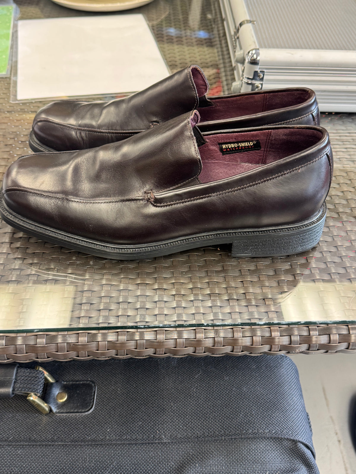 Men's Shoes - US 11 Rockport Slip-on Leather Dress shoes