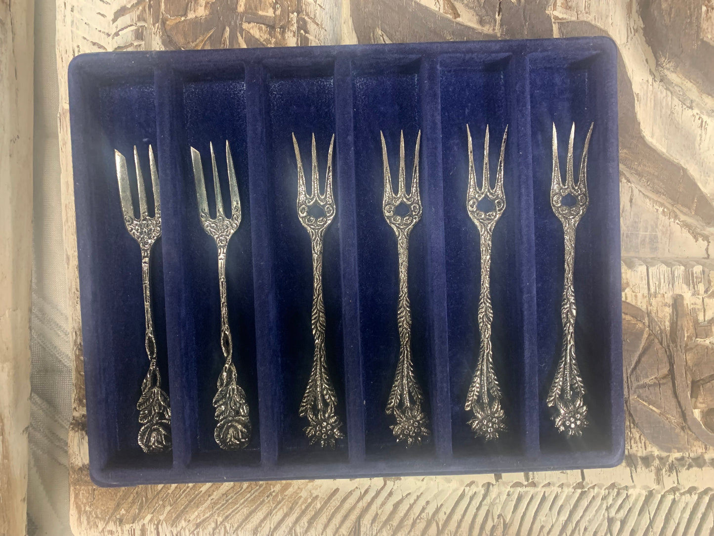 Antika 100 Hildesheimer Rose set of six forks