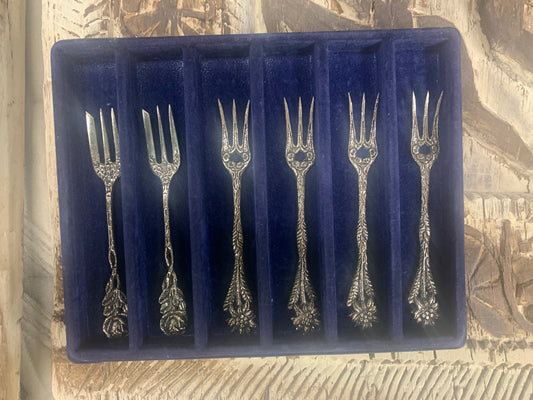 Antika 100 Hildesheimer Rose set of six forks